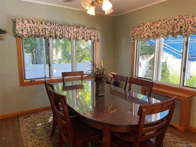 361 S Clinton Avenue, Lindenhurst, NY 11757