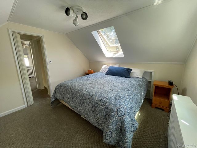 361 S Clinton Avenue, Lindenhurst, NY 11757