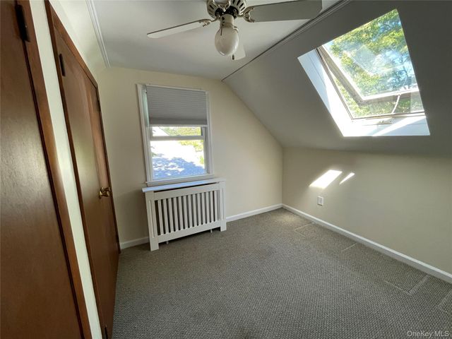 361 S Clinton Avenue, Lindenhurst, NY 11757