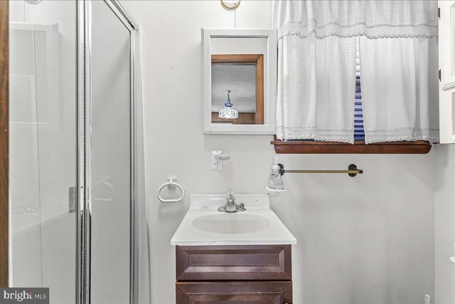 2410 HAMMOND PL, Wilmington, DE 19808