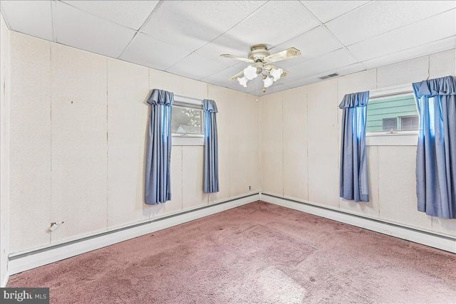 2410 HAMMOND PL, Wilmington, DE 19808