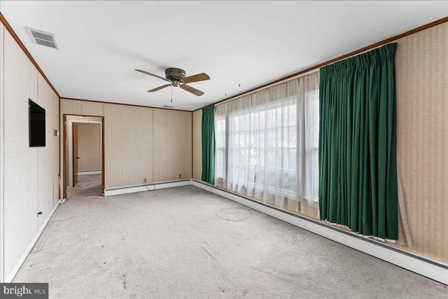 2410 HAMMOND PL, Wilmington, DE 19808