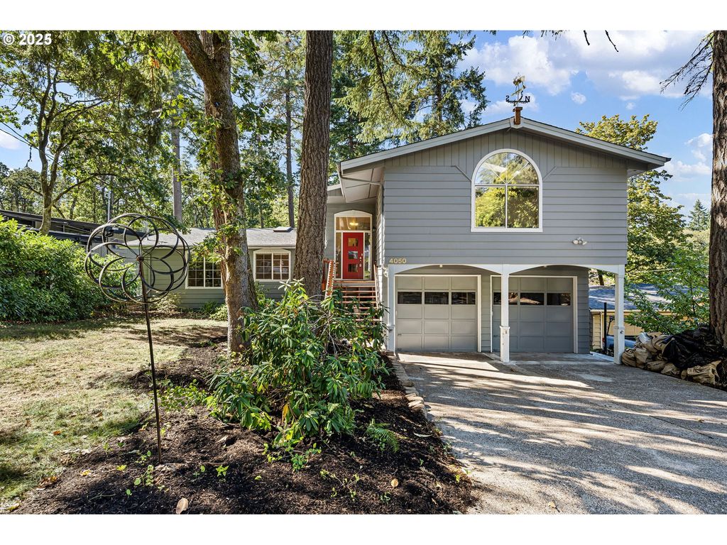 4050 HILYARD St, Eugene, OR 97405