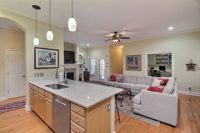 340 STERLING OAKS CV, Collierville, TN 38017