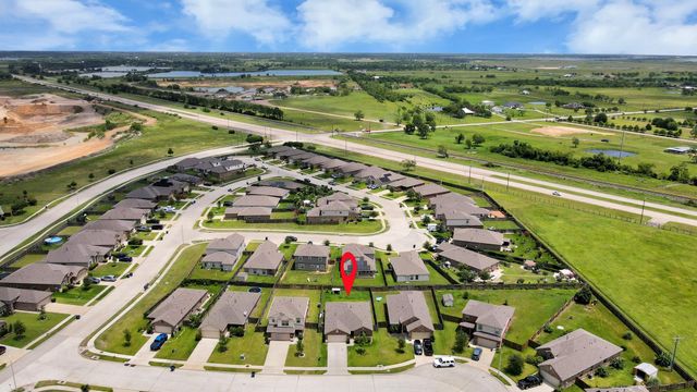 8620 Havana Drive, Texas City, TX 77591