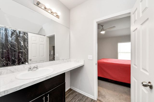 8620 Havana Drive, Texas City, TX 77591