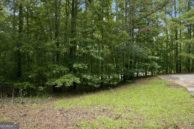 370 Darren Drive, Fayetteville, GA 30215