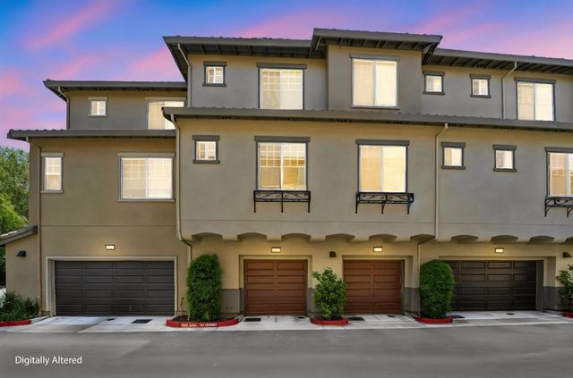 566 Almaden Walk Loop, San Jose, CA 95125