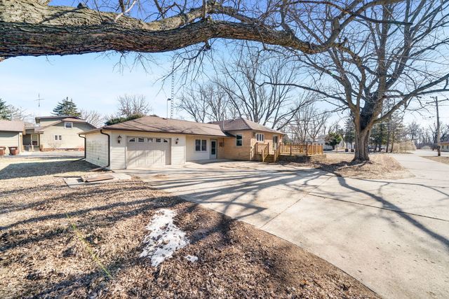 4414 W IL RT 64, Mount Morris, IL 61054