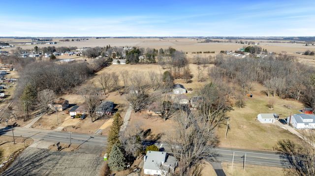 4414 W IL RT 64, Mount Morris, IL 61054