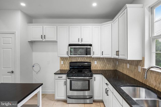 43 CARTER LN, Marlton, NJ 08053