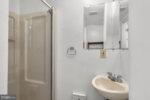 5209 AUGUSTA ST, Bethesda, MD 20816