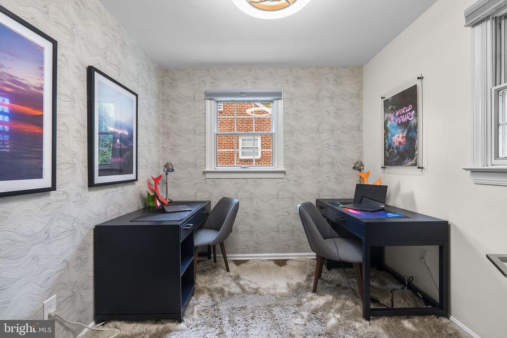 Image 25 of property listing at 5209 AUGUSTA ST, Bethesda, MD 20816