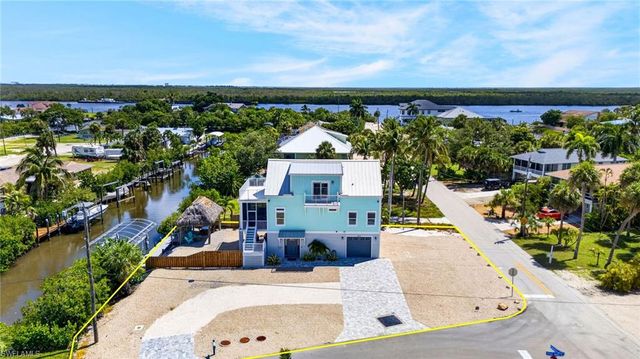 3597 Shell Mound BLVD, Fort Myers Beach, FL 33931