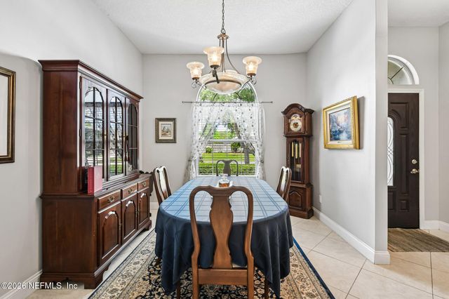 369 MAPLEWOOD Drive, St. Johns, FL 32259