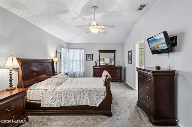 369 MAPLEWOOD Drive, St. Johns, FL 32259
