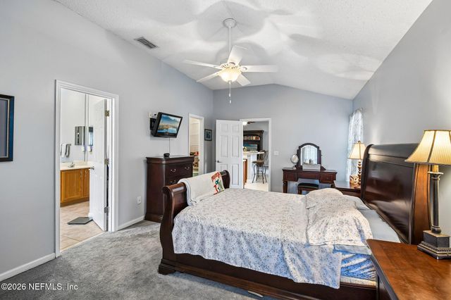 369 MAPLEWOOD Drive, St. Johns, FL 32259