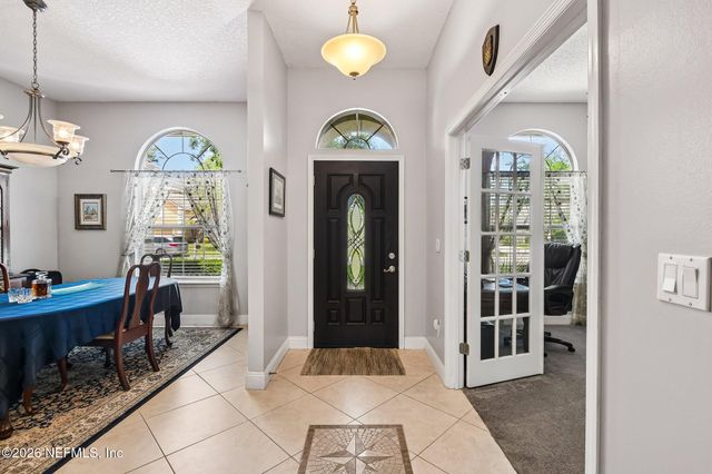 369 MAPLEWOOD Drive, St. Johns, FL 32259