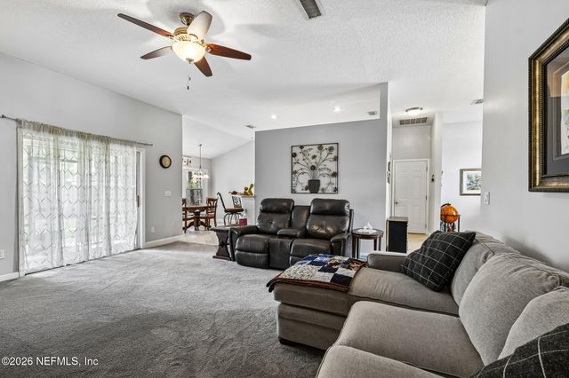 369 MAPLEWOOD Drive, St. Johns, FL 32259