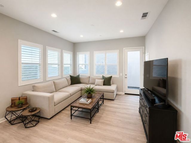 27133 White Sage Court, Valencia (santa Clarita), CA 91381