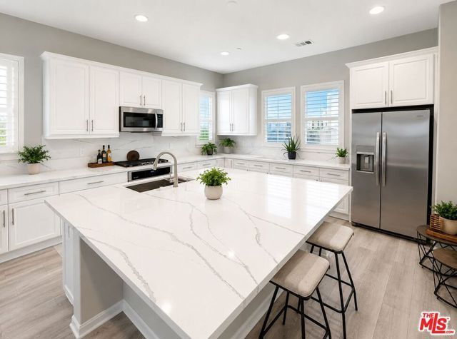 27133 White Sage Court, Valencia (santa Clarita), CA 91381