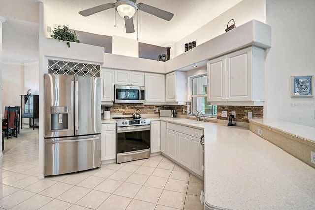 2025 WHITE FEATHER LANE, Nokomis, FL 34275