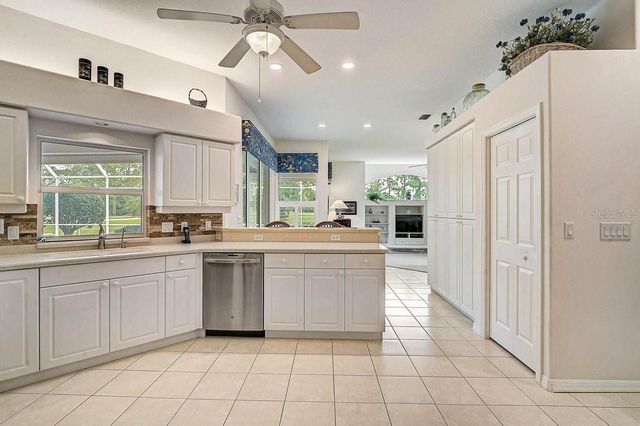 2025 WHITE FEATHER LANE, Nokomis, FL 34275