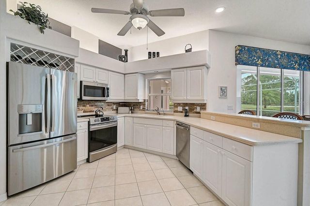 2025 WHITE FEATHER LANE, Nokomis, FL 34275