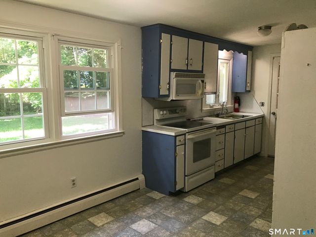 44 Coulter Street, Old Saybrook, CT 06475