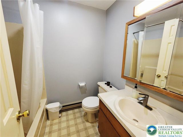 897 Cold Spring Road 8, Allentown City, PA 18103