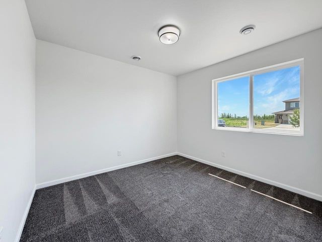 3420 20th Ave. NW, Minot, ND 58703