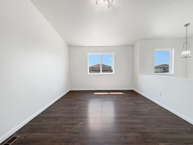 3420 20th Ave. NW, Minot, ND 58703