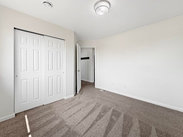 3420 20th Ave. NW, Minot, ND 58703