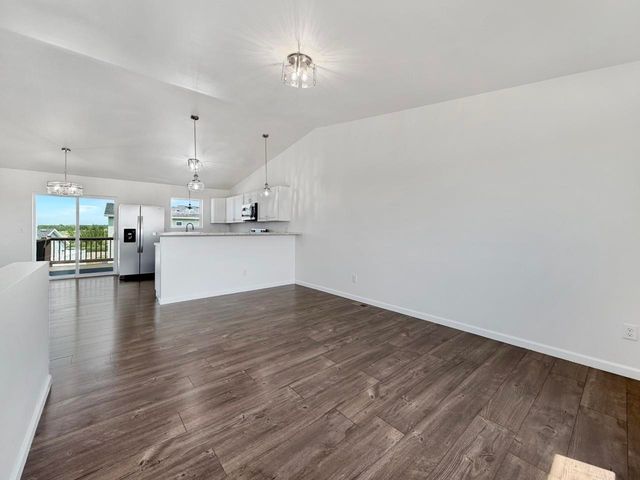 3420 20th Ave. NW, Minot, ND 58703