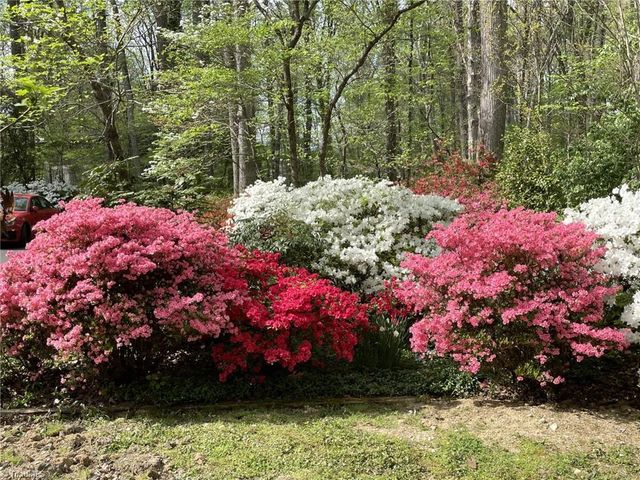 3559 Old Onslow Road, Greensboro, NC 27407