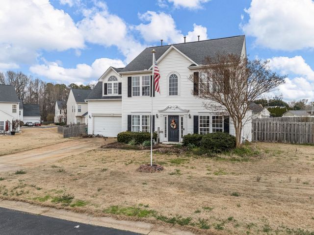 811 Yates Court, Boiling Springs, SC 29316