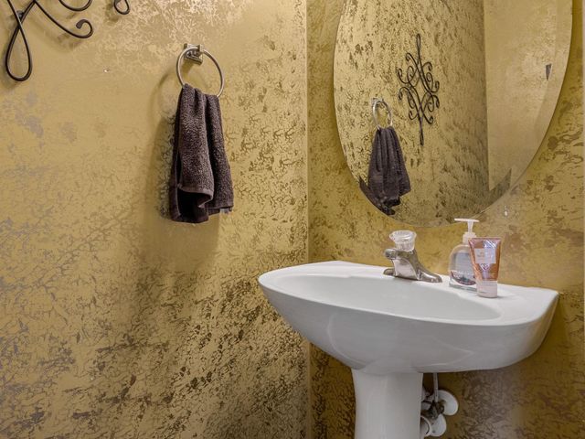 811 Yates Court, Boiling Springs, SC 29316