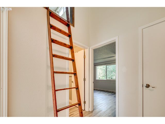 6916 Ne 43RD St B, Vancouver, WA 98661