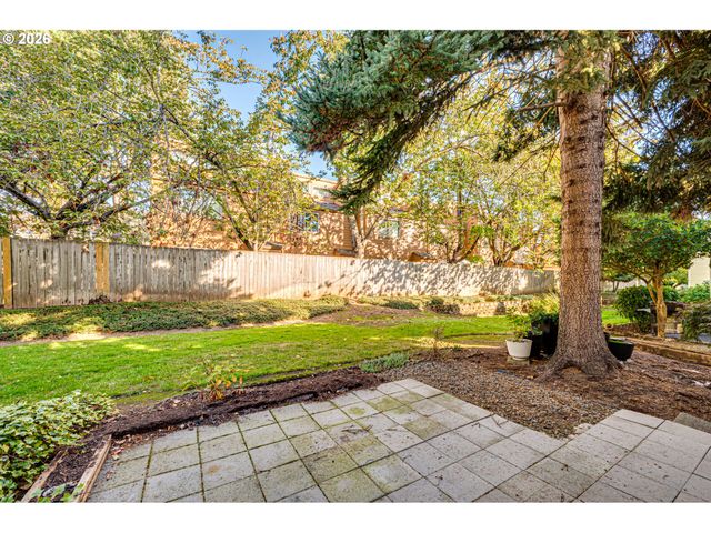 6916 Ne 43RD St B, Vancouver, WA 98661