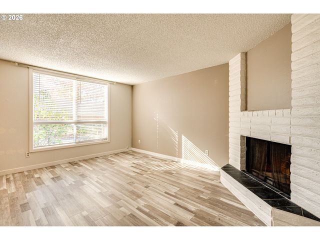 6916 Ne 43RD St B, Vancouver, WA 98661