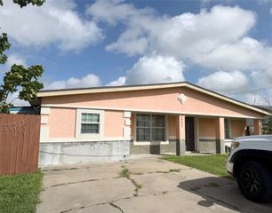 2461 Fogg Ave, Ingleside, TX 78362