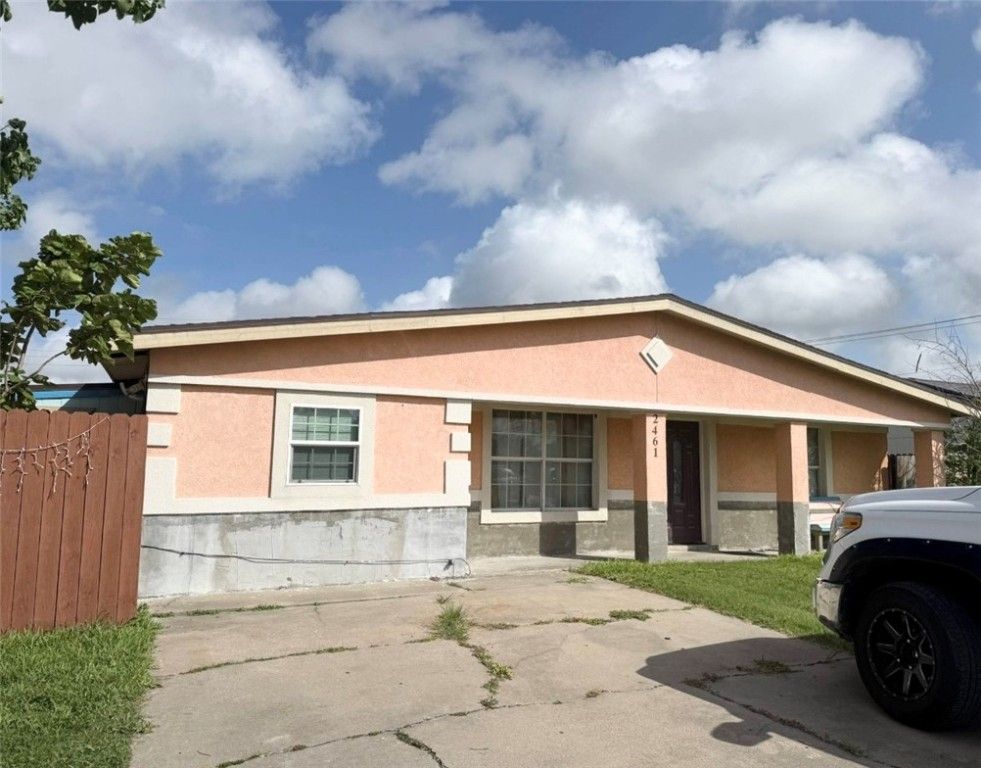 2461 Fogg Ave, Ingleside, TX 78362