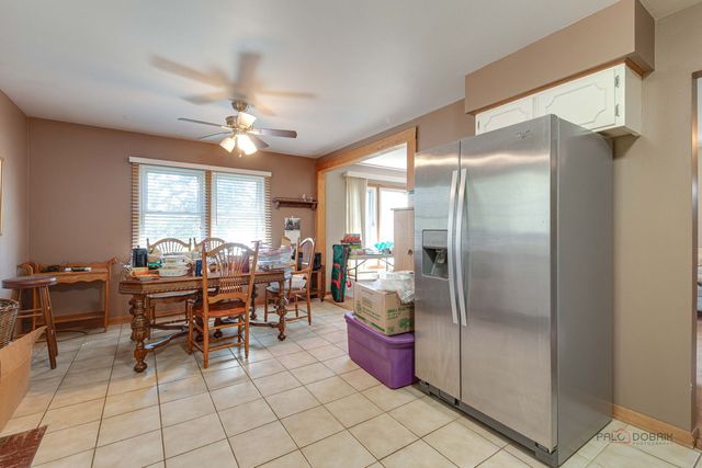 338 Ash Avenue, Wood Dale, IL 60191