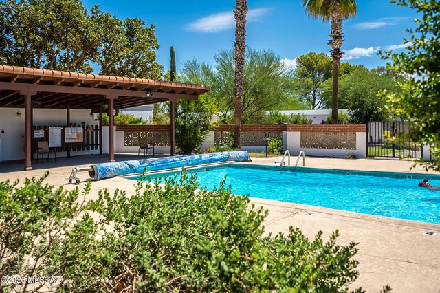 317 S Paseo Quinta Apt C, Green Valley, AZ 85614