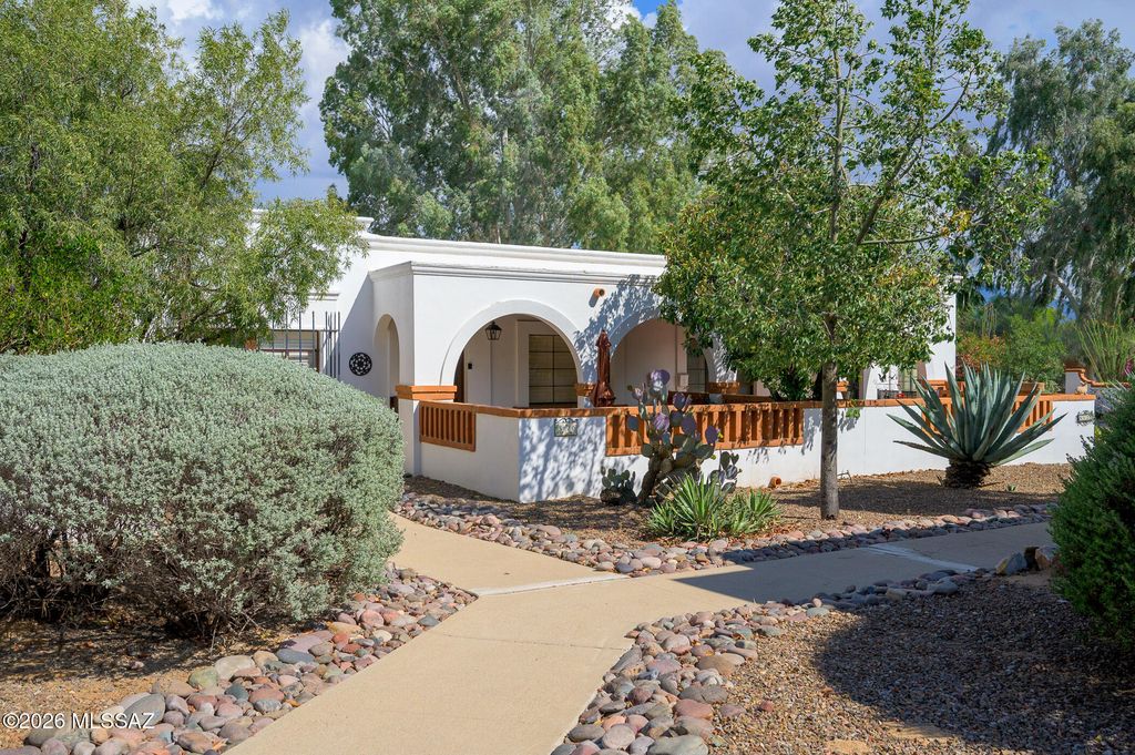 317 S Paseo Quinta Apt C, Green Valley, AZ 85614