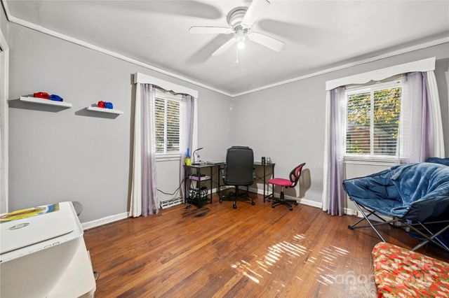 4838 Hidden Valley Road, Charlotte, NC 28213