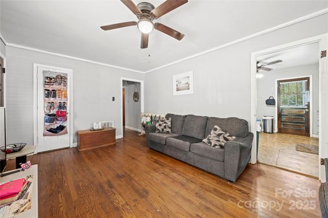 4838 Hidden Valley Road, Charlotte, NC 28213