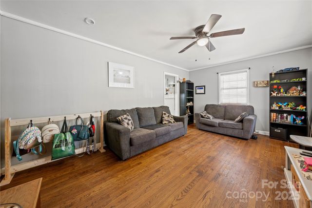 4838 Hidden Valley Road, Charlotte, NC 28213