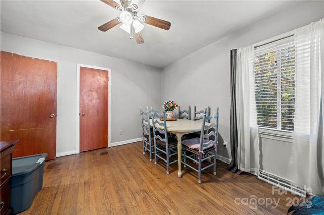 4838 Hidden Valley Road, Charlotte, NC 28213