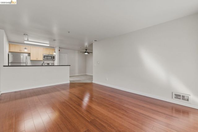 6400 Christie Ave 4120, Emeryville, CA 94608